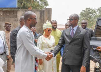 Conakry: le ministre de la justice salue les performances du tribunal de commerce