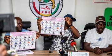Élections du 31 mai : la DGE remet les spécimens des bulletins de vote aux candidats