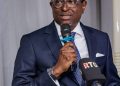 Guinée : le ministre a procédé à l&rsquo;ouverture officielle des travaux de la 𝐑𝐞𝐯𝐮𝐞 𝐬𝐞𝐜𝐭𝐨𝐫𝐢𝐞𝐥𝐥𝐞 𝐜𝐨𝐧𝐣𝐨𝐢𝐧𝐭𝐞 𝐝𝐞 𝐥&rsquo;𝐞́𝐝𝐮𝐜𝐚𝐭𝐢𝐨𝐧